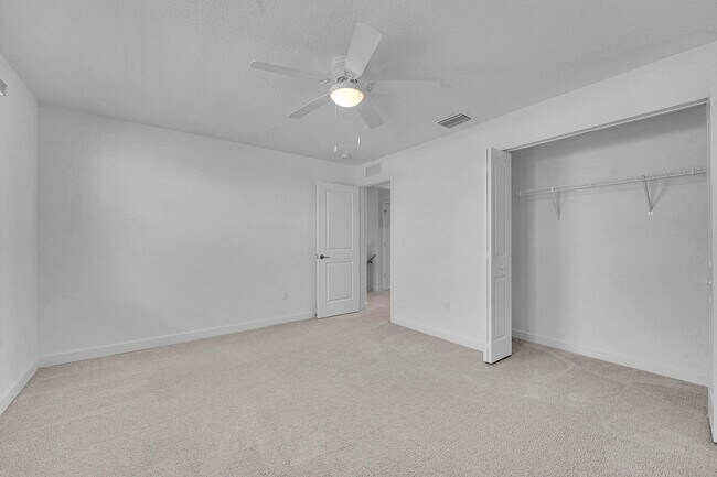 Building Photo - 13096 NW Copper Creek Dr