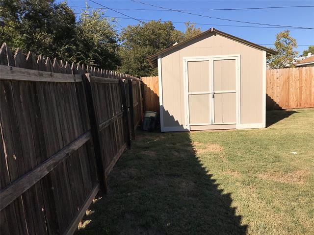 Building Photo - 1318 Mimosa Dr