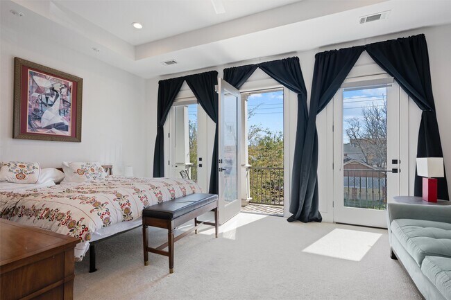 Building Photo - 1136 Adele St