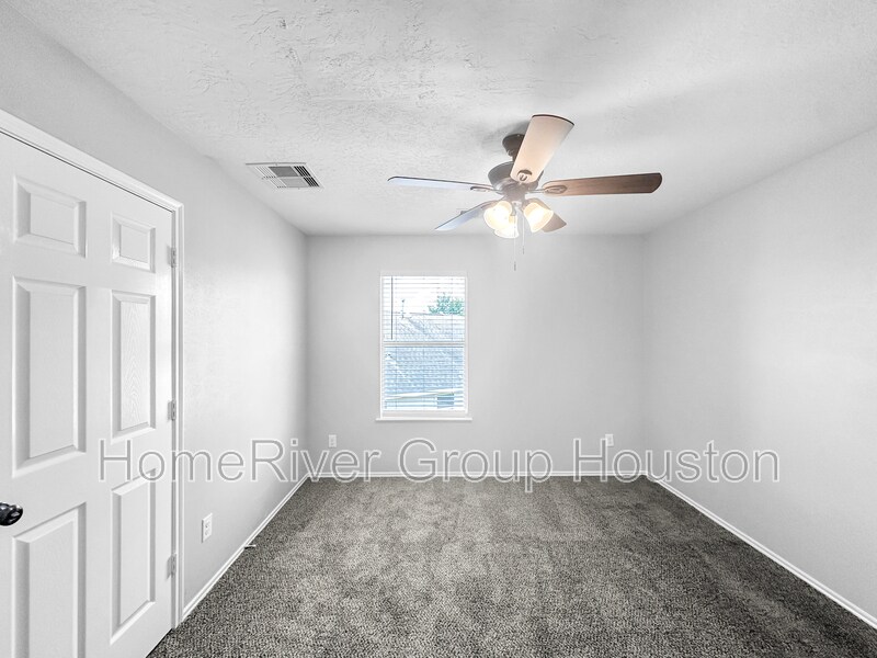 Building Photo - 20146 Jasper Oaks Dr