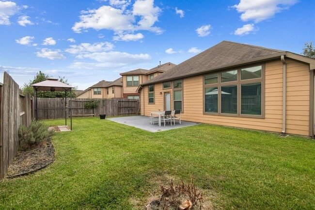 Building Photo - 16422 Sheffield Run Dr