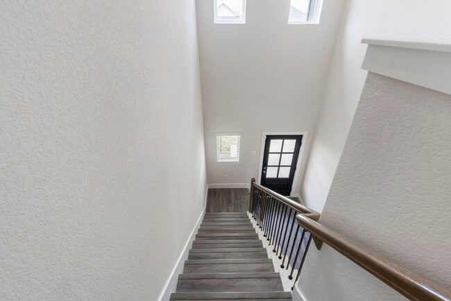 Building Photo - 17415 Rosette Grass Dr