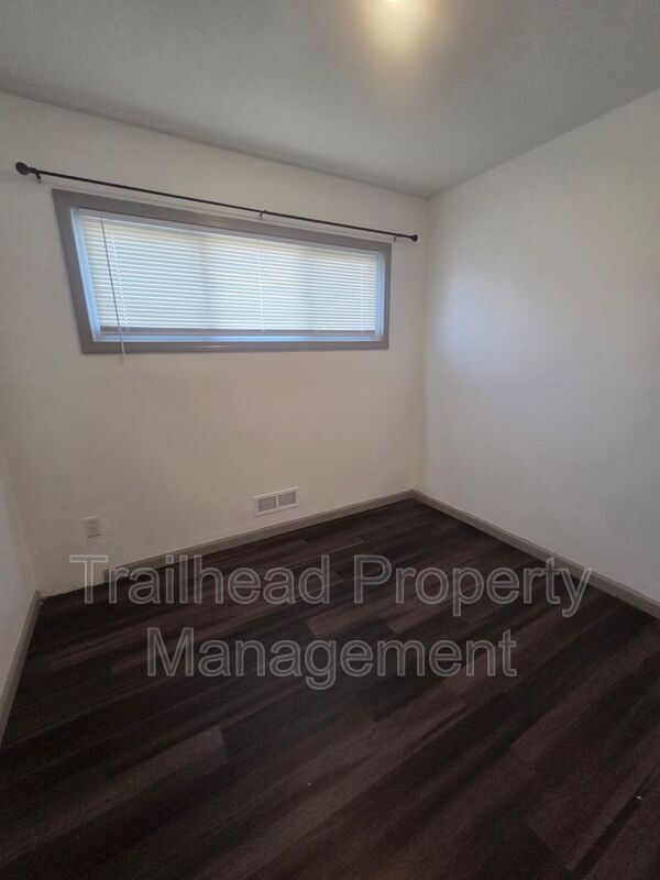 Building Photo - 11127 Blue Ridge Blvd