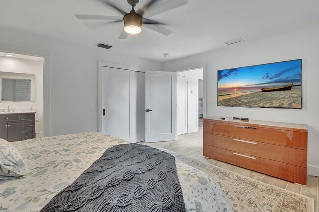 Building Photo - 7477 Campo Florido