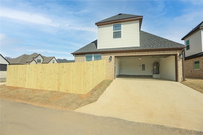 Building Photo - 3213 SW Lovely Ln