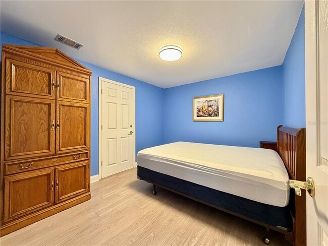 Building Photo - 225 70th St N