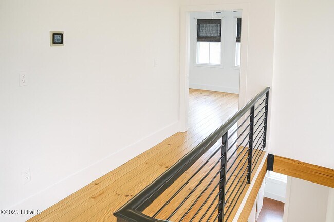 Building Photo - 23 Market