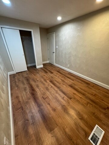 Building Photo - 1305 White Birch Ln