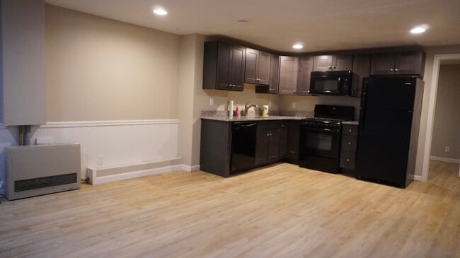 Kitchen - 167 Mendon Rd