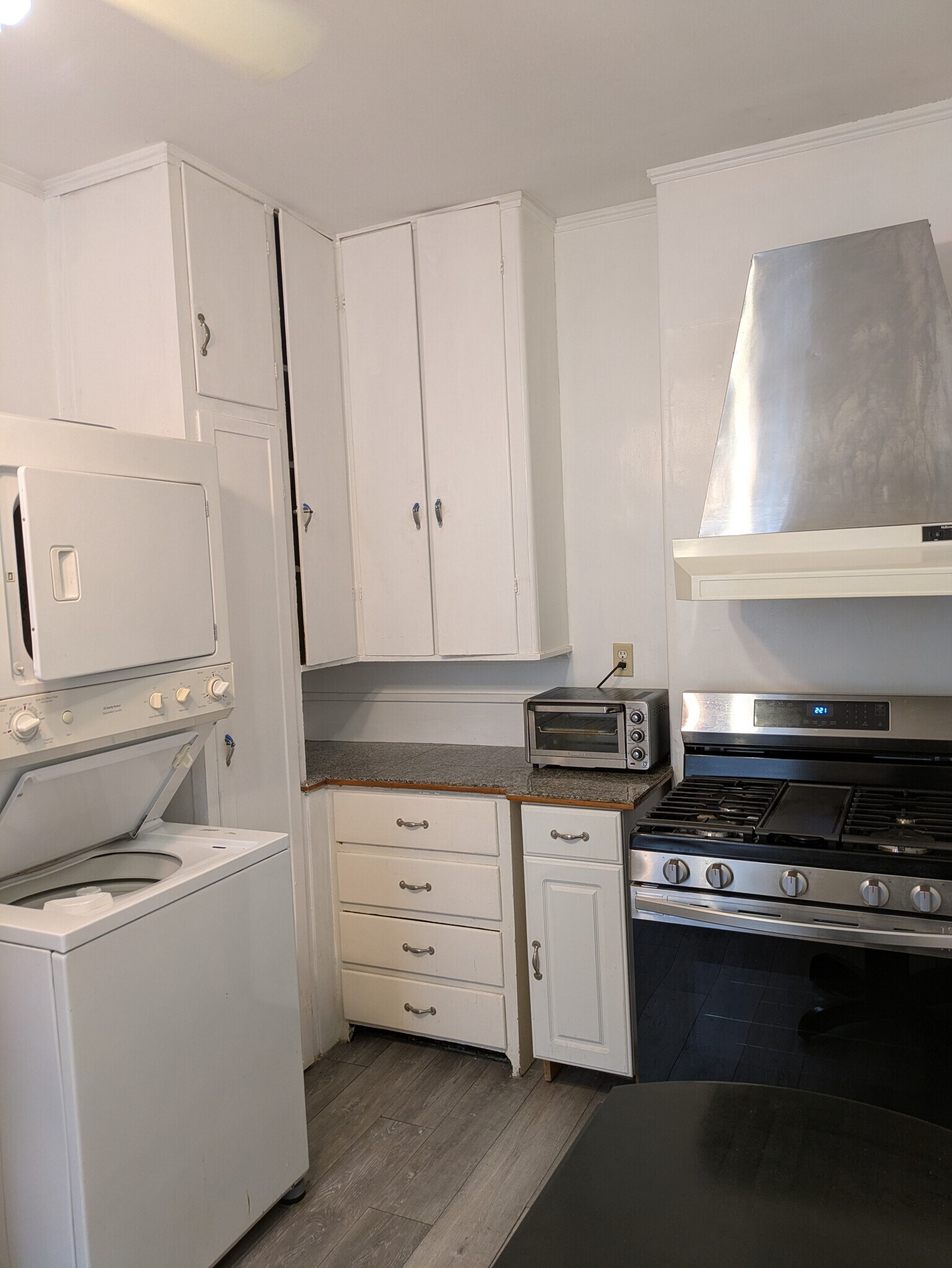 Kitchen - 28 Muzzey St