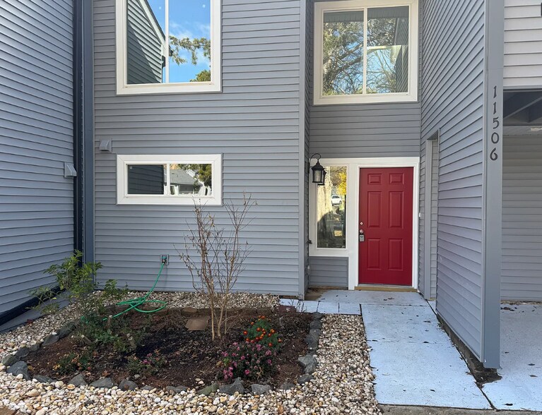 Building Photo - 11506 Turn Stone Ct