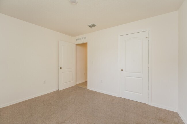 Building Photo - 1167 Walden Blvd SE