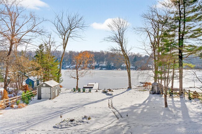 Building Photo - 34 Twin Lakes Rd