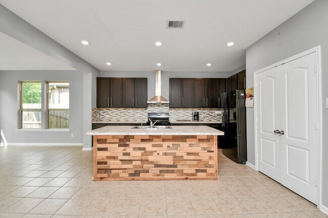 Building Photo - 14018 Harmony Ridge Trl