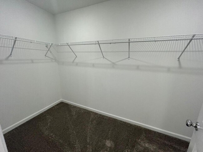 Building Photo - 5686 Portico Pl