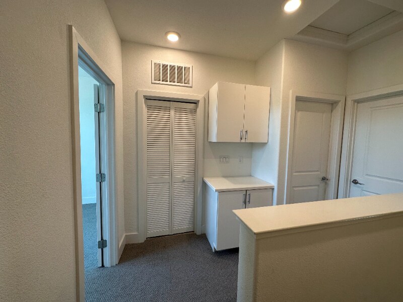 Building Photo - 1499 Cherry Cir