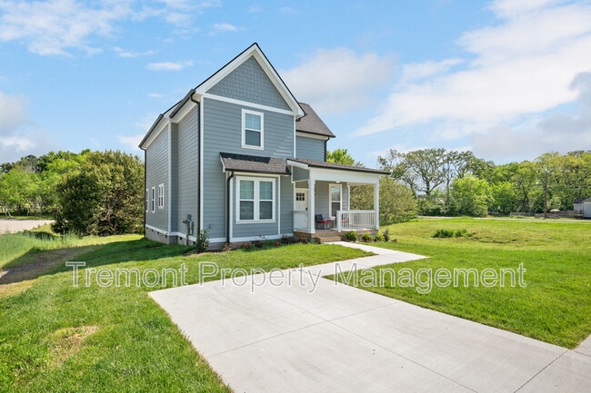 Primary Photo - 1017 E 14th St