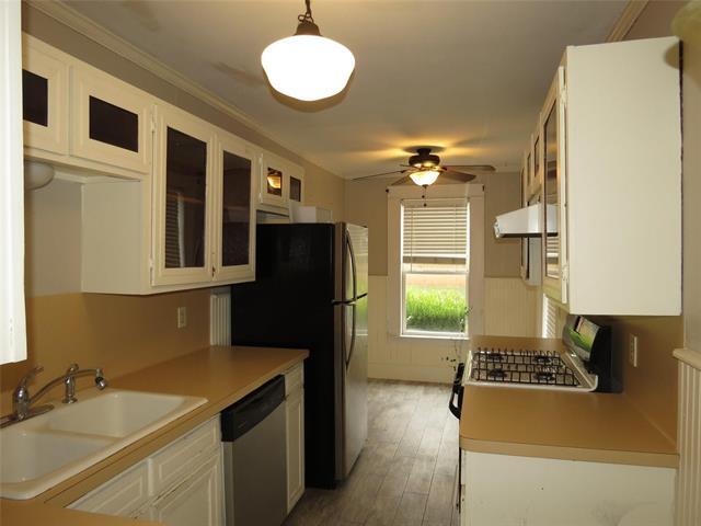 Building Photo - 2516 Delmar Ave