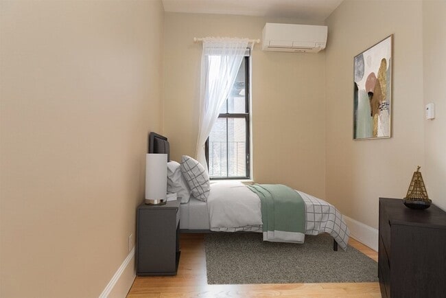 Building Photo - 40 Greenwich Park