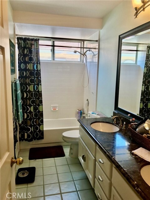 Building Photo - 44 Blanco