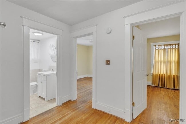 Building Photo - 228 Highgate Ave