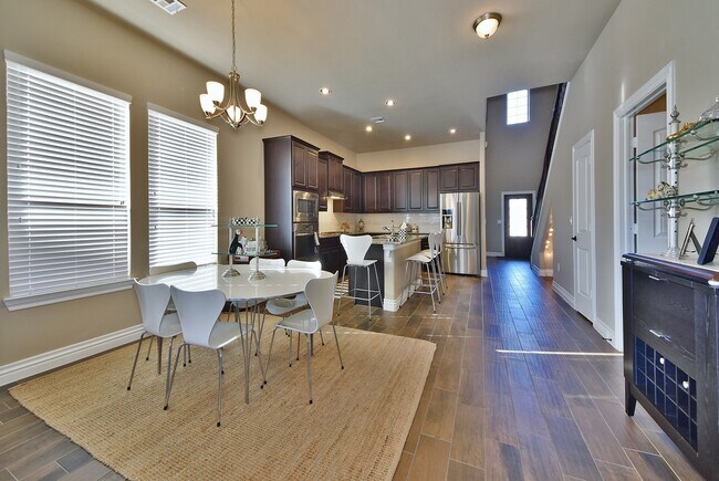 Building Photo - 16100 Fair Winds Way
