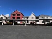 Building Photo - Ground Floor 2 bed, 2 bath condo