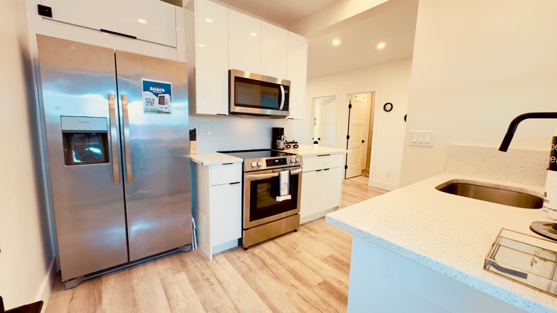 Building Photo - 617 Riverview Blvd