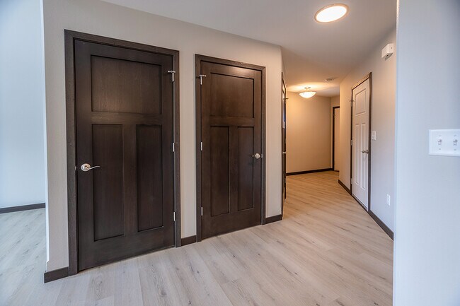 Building Photo - 3404 Green Pastures Ln