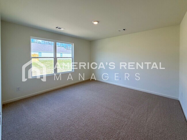 Building Photo - Spacious & Modern 4-Bedroom, with Blinds Included!! Retreat in Magnolia Hills - Pet-Friendly! Ava...
