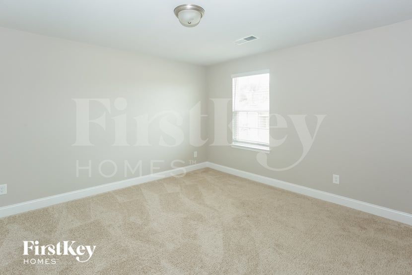 Building Photo - 111 Bunker Hill Ln