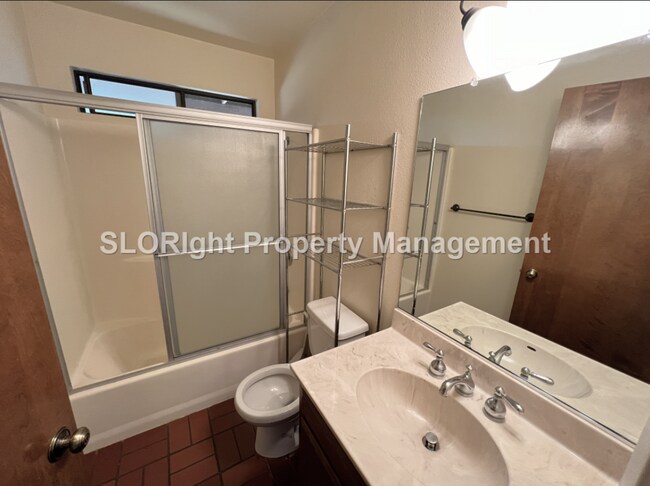 Building Photo - AVAILABLE AUGUST -  Spacious Los Osos Home - 3 Bed / 2 Bath