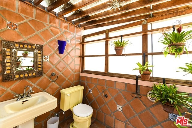 Building Photo - 121 Brooks Ave