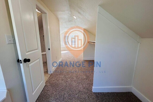 Building Photo - 2923 Morrow Ave