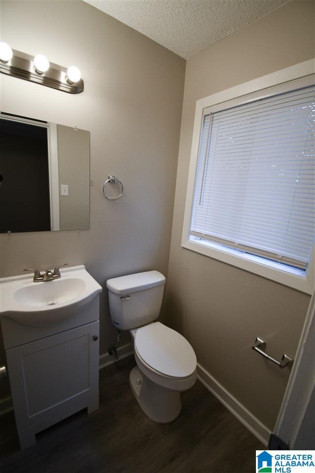 Building Photo - 209 13th Ave NE