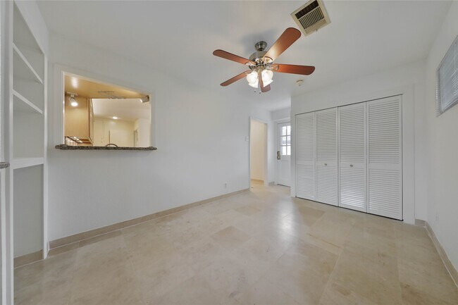 Building Photo - 1930 Brimberry St