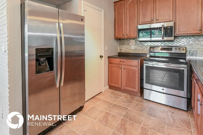 Building Photo - 11734 Cape Horn Ave