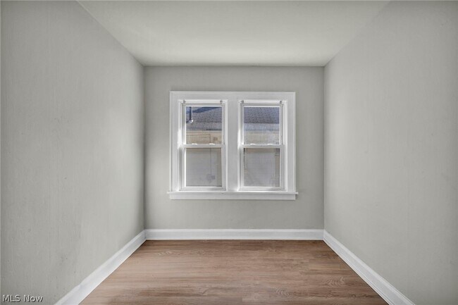 Building Photo - 4306 Buechner Ave