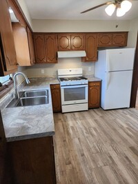 Building Photo - 1506 Maryland Ct
