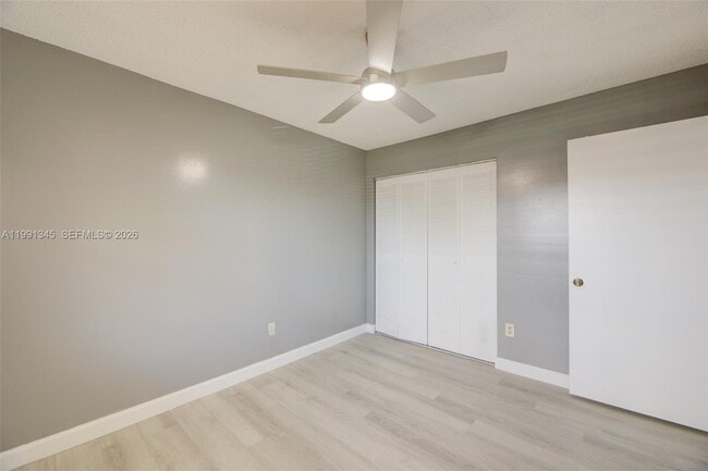 Building Photo - 851 NE 209th Terrace