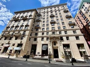 Building Photo - 21 Beacon St