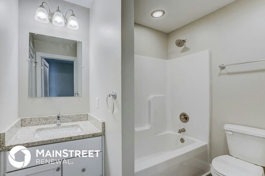 Building Photo - 3145 4th Ave S