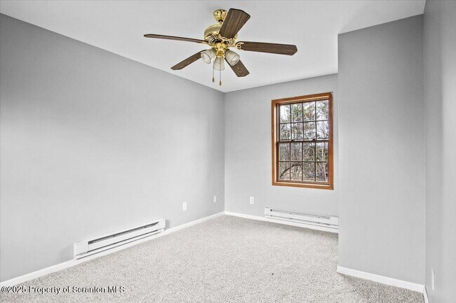 Building Photo - 128 Franklin Ave