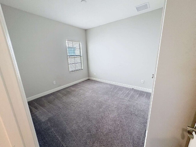 Building Photo - 11220 Fish Eagle Dr