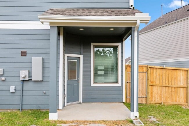 Building Photo - 7810 Starfish Arbor Dr