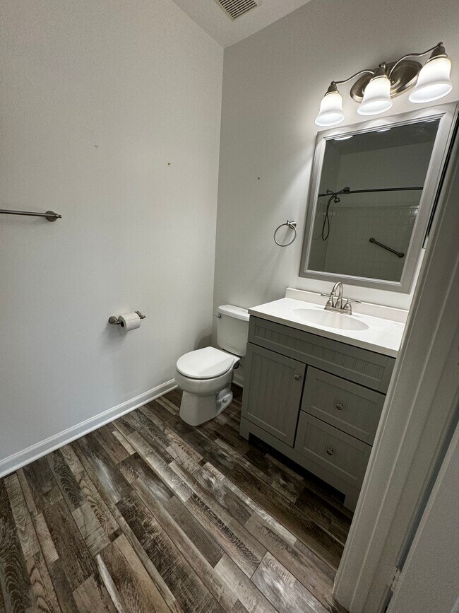 Building Photo - 43114 Watercrest Square