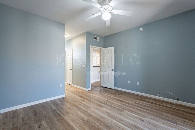 Building Photo - 19777 N 76th St