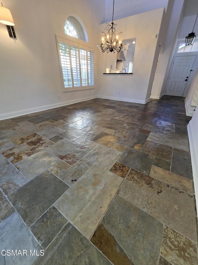 Building Photo - 491 Novara Way