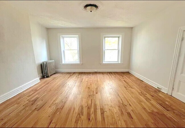 Building Photo - 184 Ocean Ave