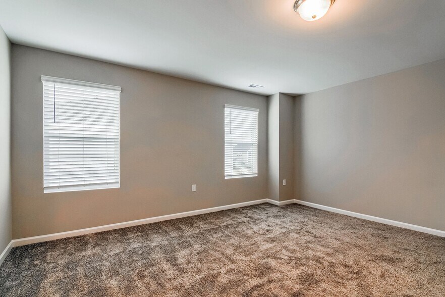 Building Photo - 3917 Eccles Ln